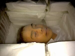 Японка 10 лет хранила в морозилке тело умершей матери